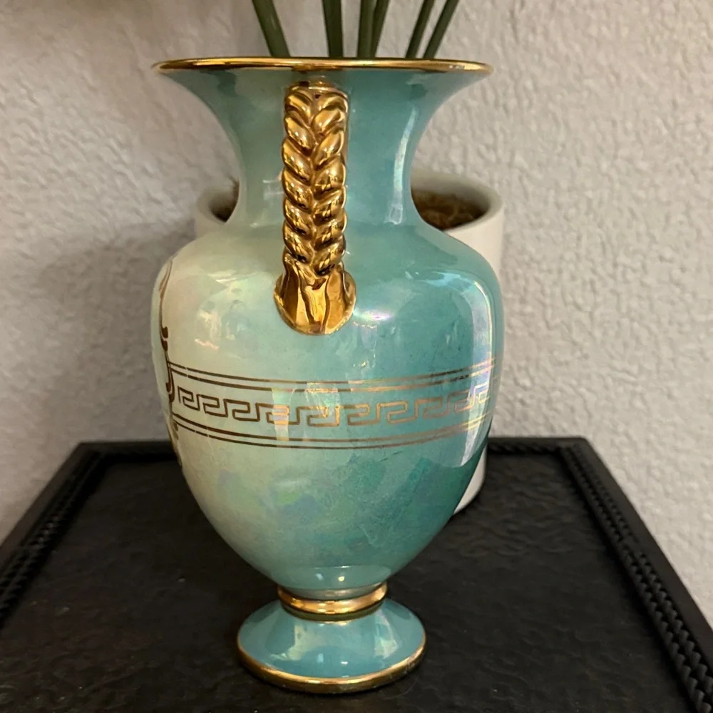 Elegant Ceramic Vase with‎ Gold Accents